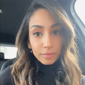 Meet your Posher, Isha